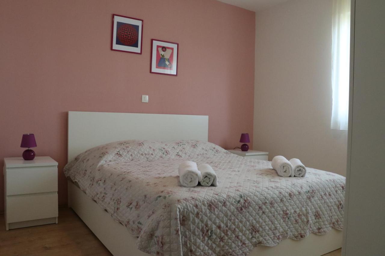 Apartments Supra Mare 라벡 외부 사진
